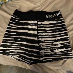 Nike stripped shorts